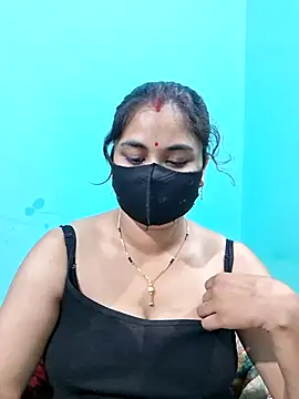 Snapshot of DivyaBhabhi69@xh chatting on 07-06-26, 03:58 DivyaBhabhi69xh online show from 07-06-26, 03:58