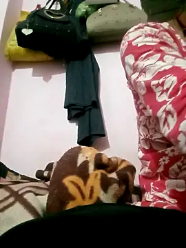 Snapshot of Hot_tin74 chatting on 11-30-25, 05:39 Hot tin74 online show from 11-30-25, 05:39