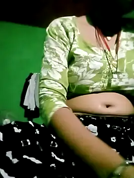 Hot tin74 online show from 04-27-26, 06:28