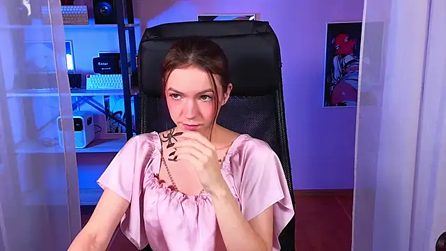 Loona Eclipse online show from 09-23-25, 08:34