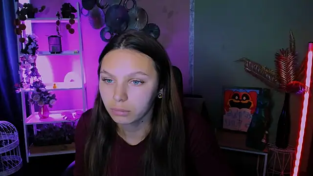 Snapshot of niri_vex chatting on 10-10-25, 10:47 niri vex online show from 10-10-25, 10:47