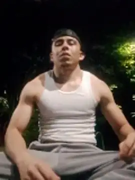 Eross Santy online show from 02-05-26, 05:12