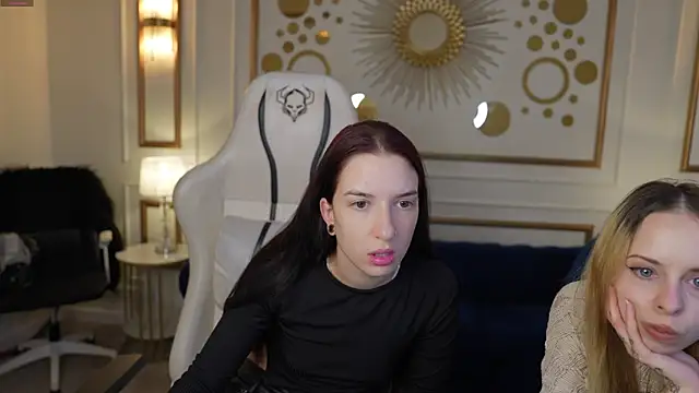 Snapshot of _Lili_054 chatting on 11-04-25, 11:20 Lili 054 online show from 11-04-25, 11:20