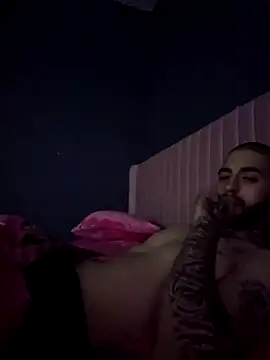 Pitudo786 online show from 10-28-25, 05:15