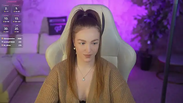 Ella 054 online show from 11-17-25, 03:40