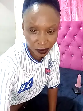 SexyBootie online show from 12-17-25, 08:15