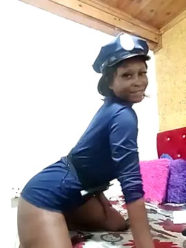 SexyBootie online show from 04-01-26, 07:22