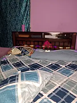 Snapshot of Telugu_sweet_couple_345 chatting on 12-19-25, 02:13 Telugu sweet couple 345 online show from 12-19-25, 02:13