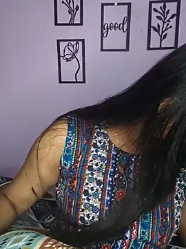 Snapshot of Telugu_sweet_couple_345 chatting on 12-20-25, 06:15 Telugu sweet couple 345 online show from 12-20-25, 06:15