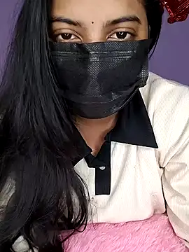 Snapshot of Telugu_sweet_couple_345 chatting on 02-18-26, 06:48 Telugu sweet couple 345 online show from 02-18-26, 06:48