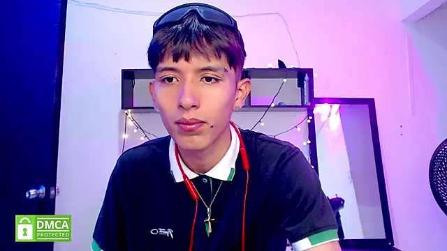 MAXIMILIANO  HOT online show from 10-12-25, 06:29