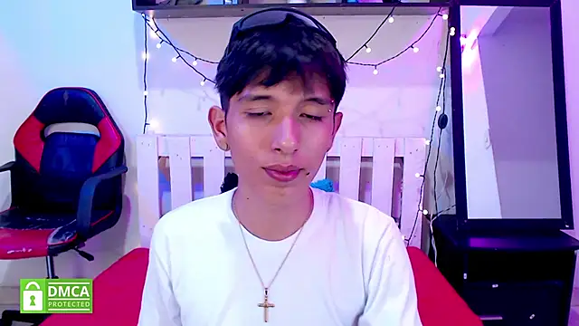 MAXIMILIANO  HOT online show from 10-20-25, 08:31