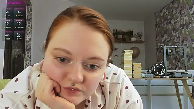 Snapshot of WonderConnie1 chatting on 02-24-26, 02:04 WonderConnie1 online show from 02-24-26, 02:04