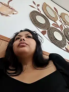 Alessandraa- online show from 04-13-26, 09:31