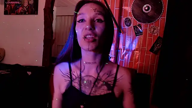 Snapshot of lilithword chatting on 02-14-26, 02:52 lilithword online show from 02-14-26, 02:52