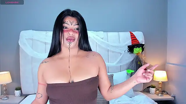 ScarletStarr online show from 11-01-25, 04:14