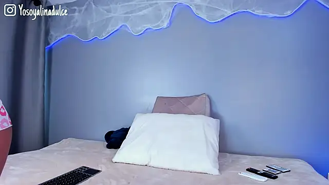 AlinaSweett  online show from 10-28-25, 02:20