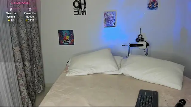 Natalia  Miller online show from 11-20-25, 08:19