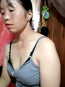 Snapshot of hera-00 chatting on 10-01-25, 01:22 hera-00 online show from 10-01-25, 01:22