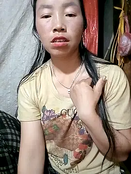 Snapshot of hera-00 chatting on 10-16-25, 10:22 hera-00 online show from 10-16-25, 10:22