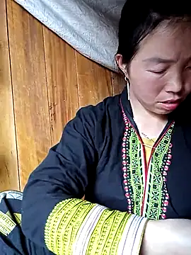 hera-00 online show from 11-23-25, 06:35