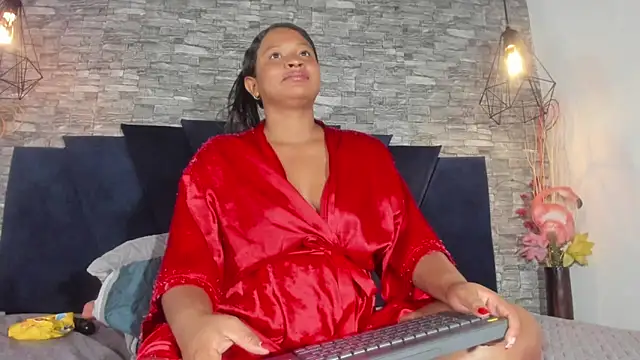 Emily Brown18 online show from 12-21-25, 04:25