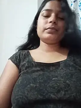 Snapshot of Hot-Jasmin chatting on 06-11-26, 08:01 Hot-Jasmin online show from 06-11-26, 08:01