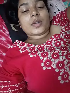 Snapshot of Hot-Jasmin chatting on 06-16-26, 04:42 Hot-Jasmin online show from 06-16-26, 04:42
