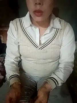 Phuong xxx online show from 02-25-26, 12:31