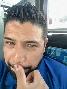 cfomega4592 online show from 11-18-25, 05:17