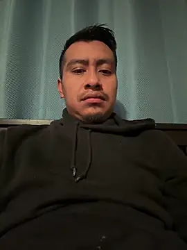 Snapshot of juniorl1 chatting on 12-16-25, 05:18 juniorl1 online show from 12-16-25, 05:18