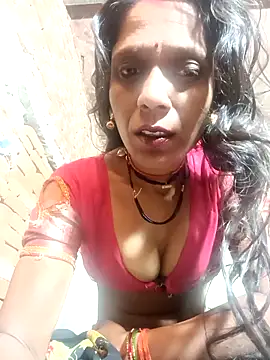 Snapshot of Xx_pooja chatting on 11-04-25, 07:46 Xx pooja online show from 11-04-25, 07:46