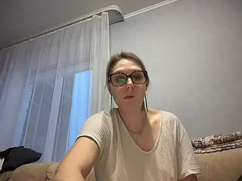 Snapshot of NikexPretty chatting on 01-08-26, 06:05 NikexPretty online show from 01-08-26, 06:05