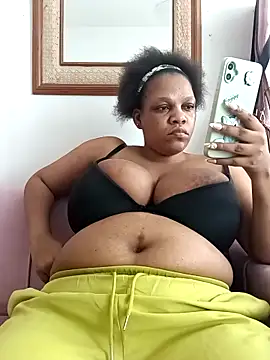 HappygalTheQueen online show from 03-30-26, 11:00