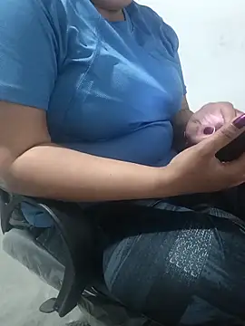 payal 261072  online show from 02-24-26, 03:59