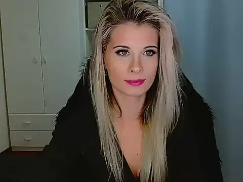 KristineGlow online show from 11-14-25, 04:06