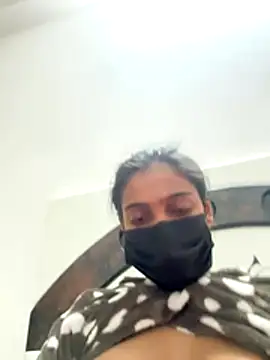 HeerStd online show from 12-20-25, 01:07