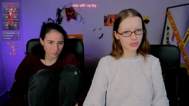 Snapshot of daisy_baby1 chatting on 10-26-25, 02:39 daisy baby1 online show from 10-26-25, 02:39