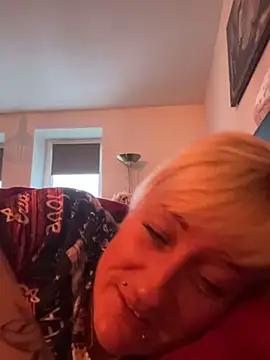 Snapshot of Rozendefotz chatting on 02-09-26, 07:23 Rozendefotz online show from 02-09-26, 07:23