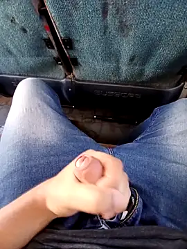 JeremyHylion online show from 12-17-25, 01:17