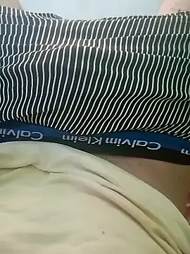 Snapshot of boy_arabe_20 chatting on 09-25-25, 11:03 boy arabe 20 online show from 09-25-25, 11:03