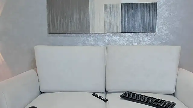 Lucia jane online show from 06-04-26, 08:04