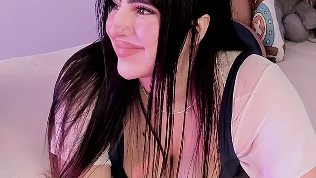 Camila Matinez  online show from 10-17-25, 12:01