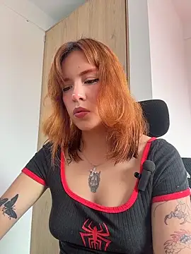 Snapshot of aliciia_23 chatting on 02-28-26, 09:05 aliciia 23 online show from 02-28-26, 09:05