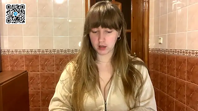 MaroonMoon  online show from 11-21-25, 08:51