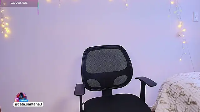 Cataliina Santhana online show from 12-18-25, 06:47