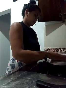 Snapshot of lizz_star chatting on 09-13-25, 05:57 lizz star online show from 09-13-25, 05:57