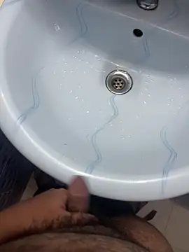 Snapshot of GaziAsharaf chatting on 03-15-26, 12:38 GaziAsharaf online show from 03-15-26, 12:38