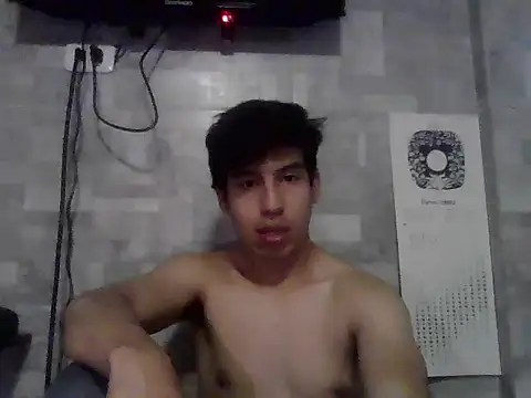 Snapshot of Twinksecret_ chatting on 03-27-26, 05:24 Twinksecret online show from 03-27-26, 05:24