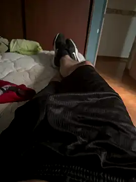 Snapshot of disvla chatting on 11-27-25, 08:44 disvla online show from 11-27-25, 08:44